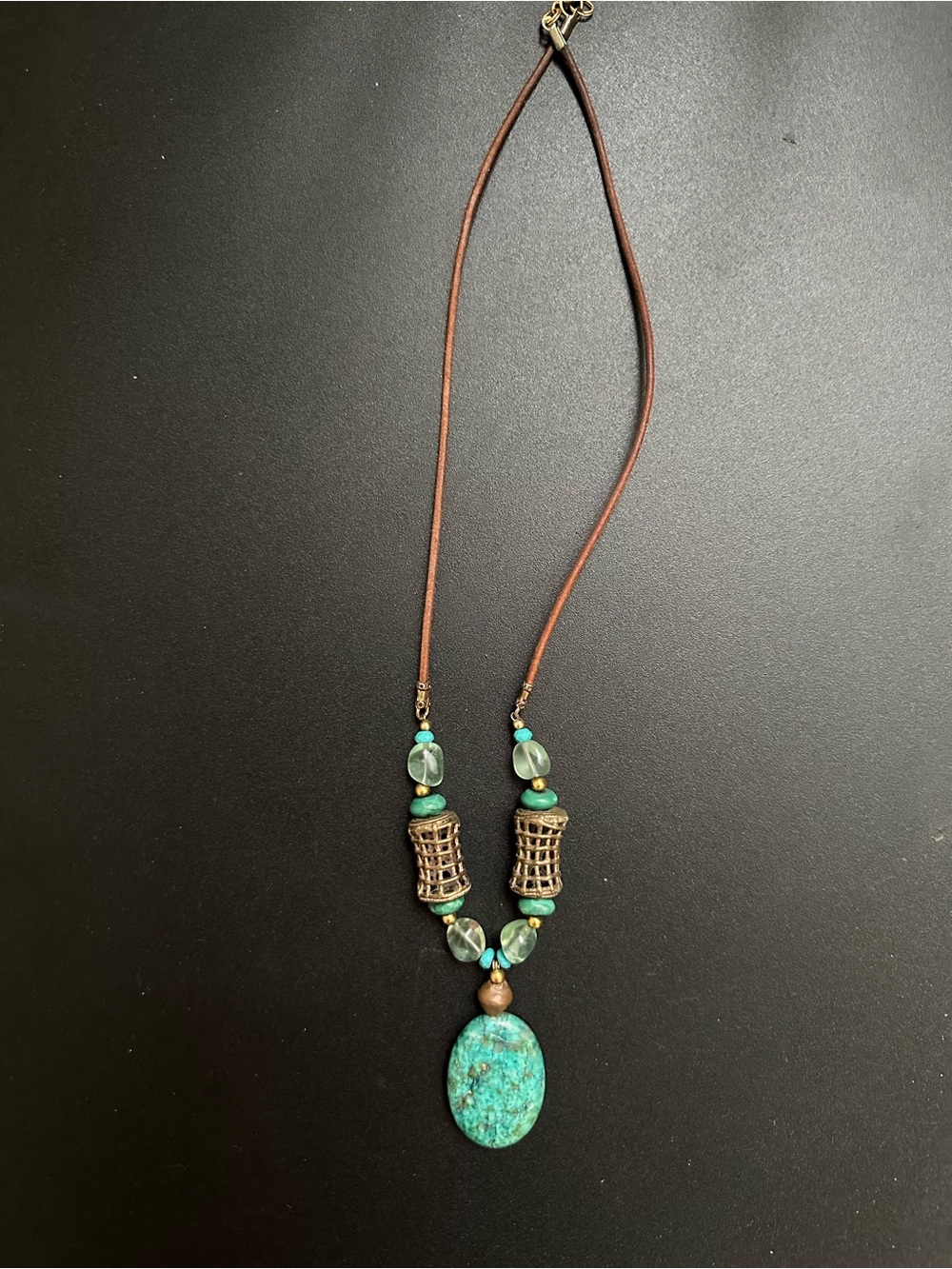 Vintage genuine turquoise oval pendant necklace - Picture 5 of 6